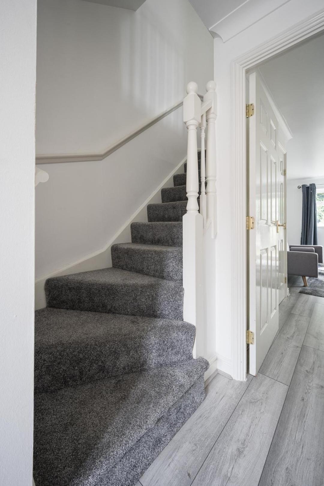 Maidstone Villa 3 Bedroom Free Sports Channels,Parking Sleeps 7 Экстерьер фото